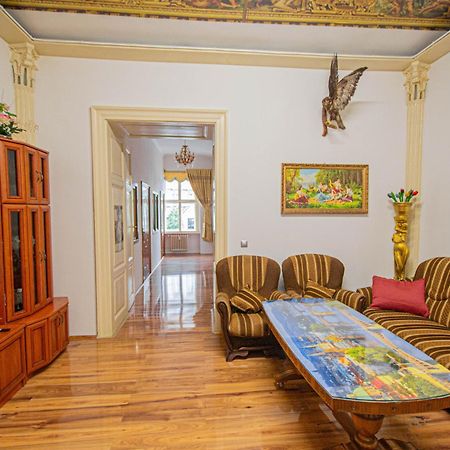 Апартаменты The Grand Royal 3Bdr Heart Of Old Town Прага Экстерьер фото