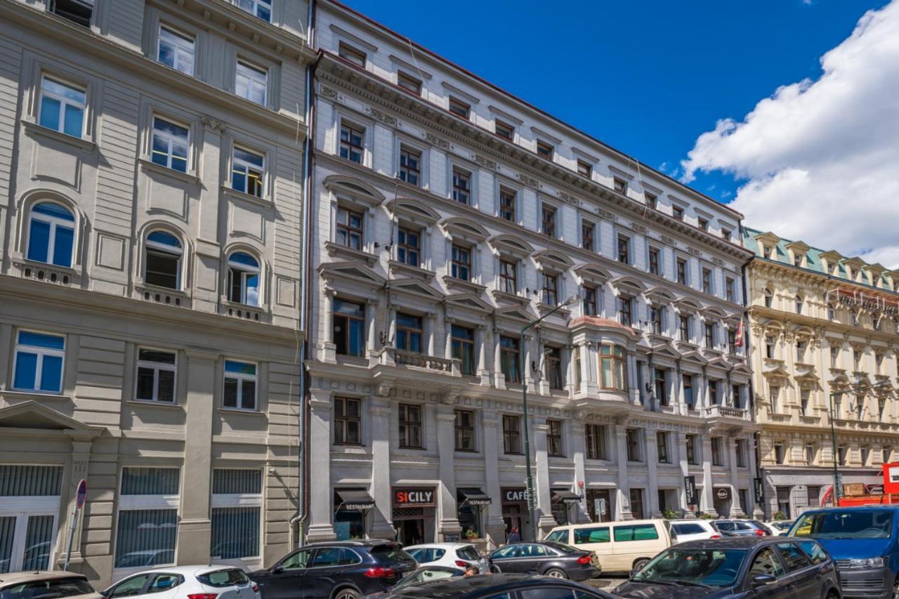 Апартаменты The Grand Royal 3Bdr Heart Of Old Town Прага Экстерьер фото